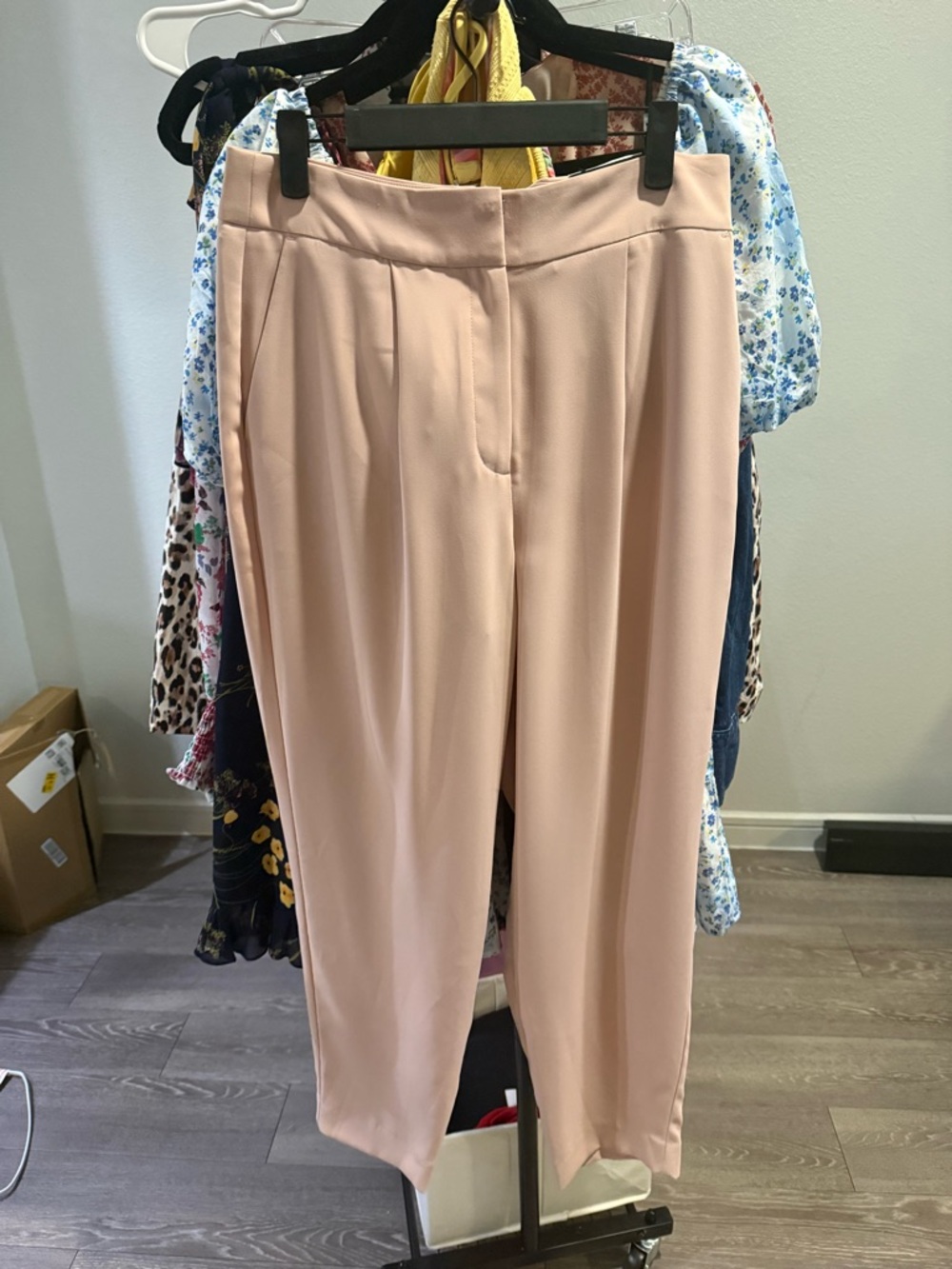 Express Super High-Waist Ankle Pants in Ballet Pink - Picture 5 of 8